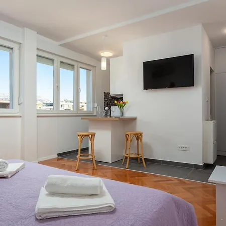 Botan Apartman *